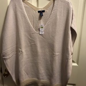 Gap Over-Sized Sweater Size M NWT